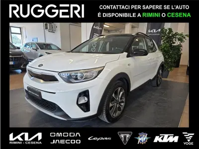Kia Stonic 1.0 T-GDi 120 CV DCT7 Energy del 2017 usata a Rimini