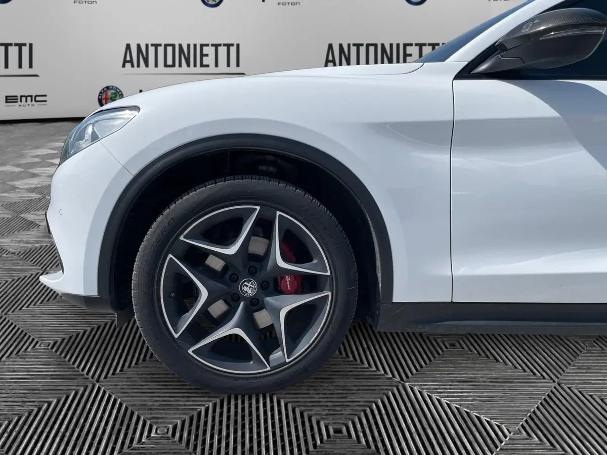 Alfa Romeo Stelvio usata a Ancona (20)