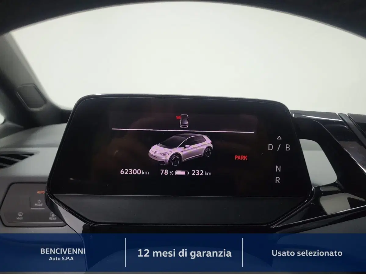 Volkswagen ID.3 usata a Catanzaro (13)