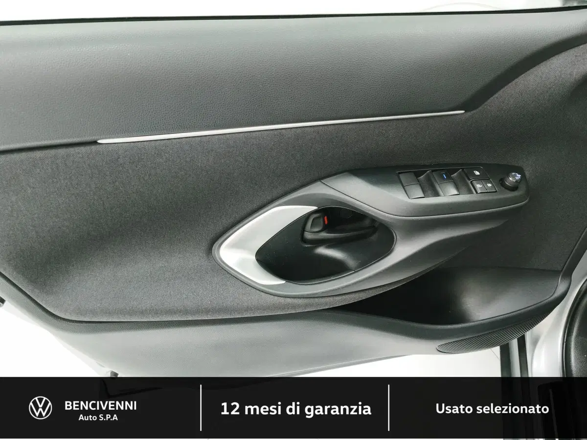 Toyota Yaris Cross usata a Catanzaro (18)