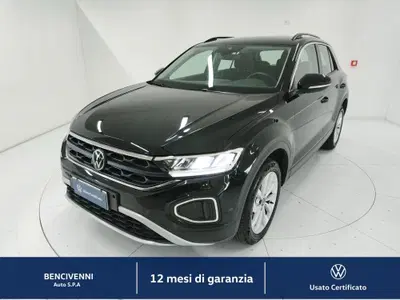 Volkswagen T-Roc 1.5 tsi Life del 2023 usata a Catanzaro