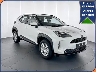 Toyota Yaris Cross Active fwd 115cv e-cvt nuova a Milano