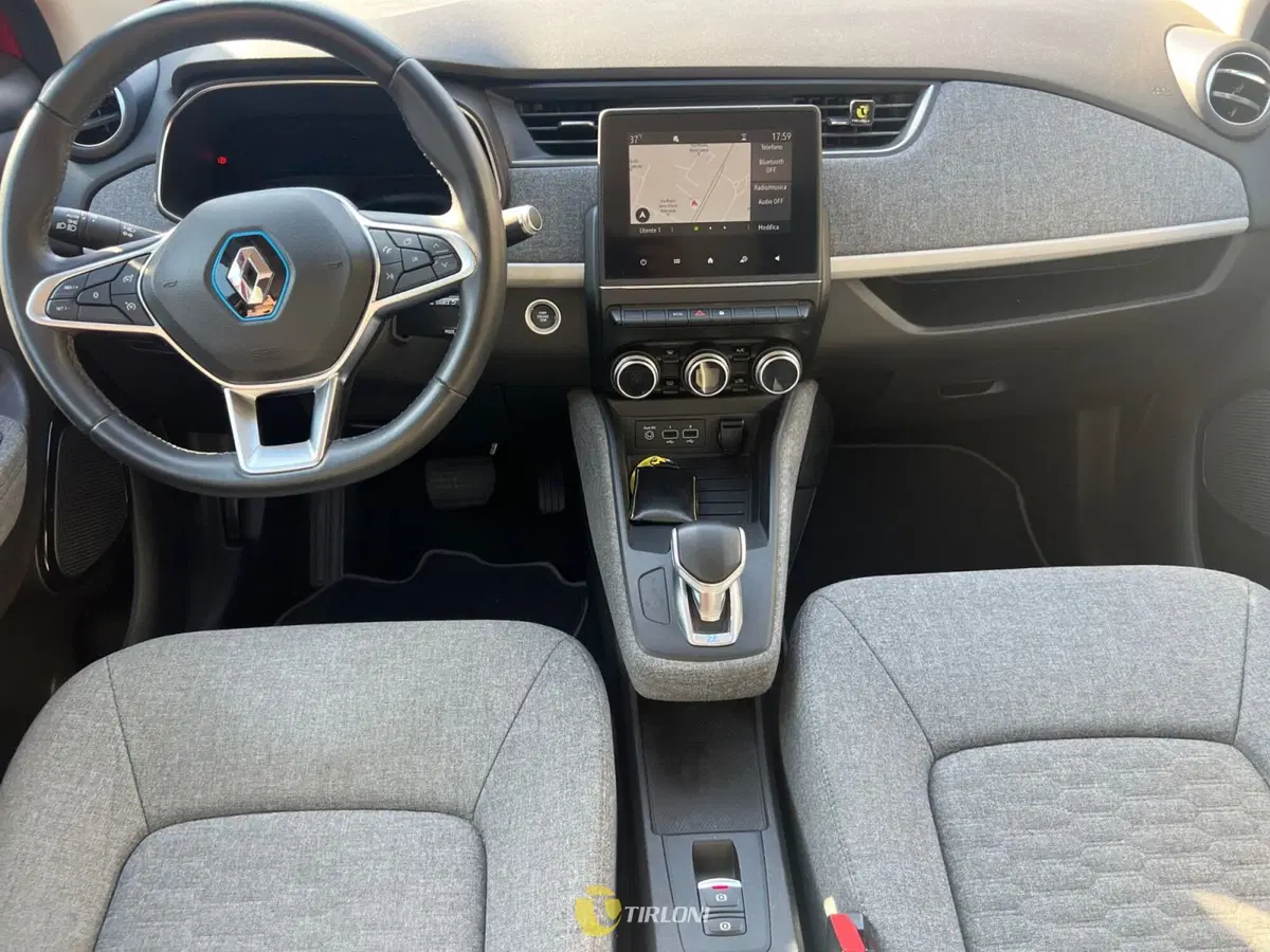 Renault Zoe usata a Milano (14)