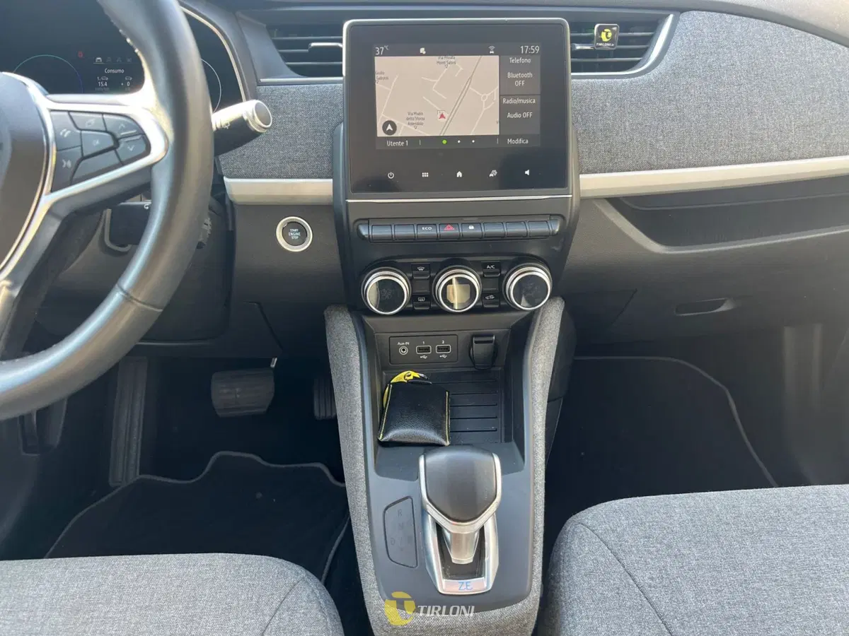 Renault Zoe usata a Milano (15)