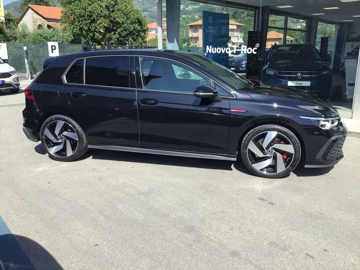 Volkswagen Golf usata a Genova (4)