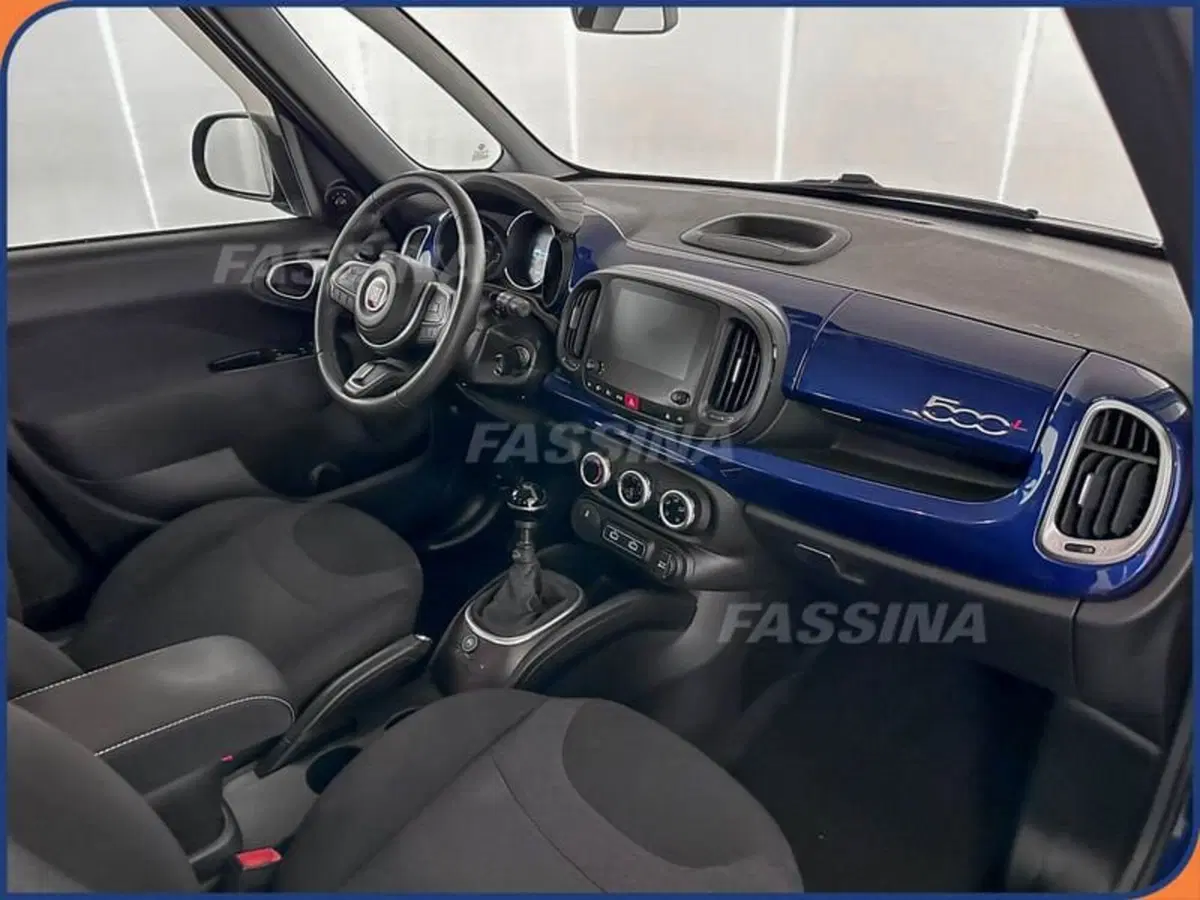 Fiat 500L usata a Milano (13)