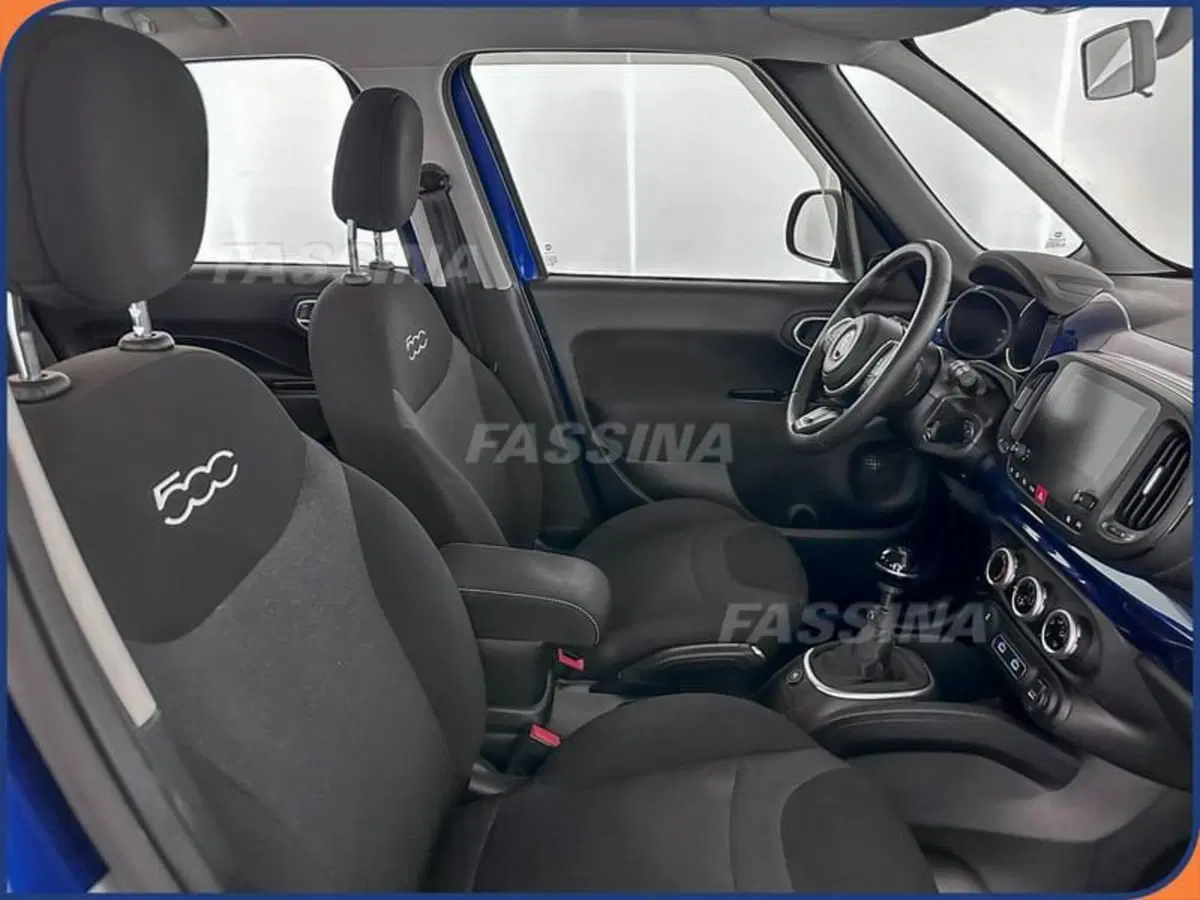 Fiat 500L usata a Milano (14)