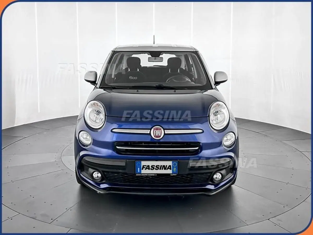 Fiat 500L usata a Milano (2)