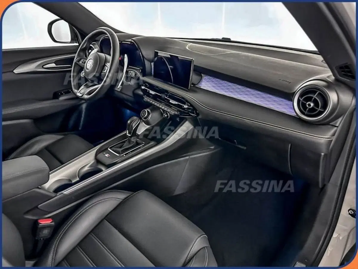Alfa Romeo Tonale usata a Milano (13)