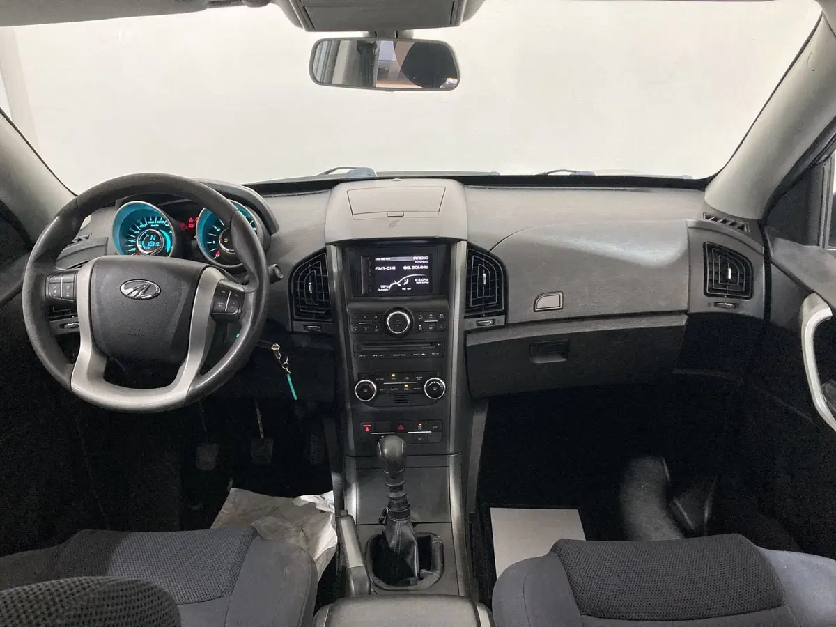 Mahindra XUV500 usata a Barletta-Andria-Trani (13)