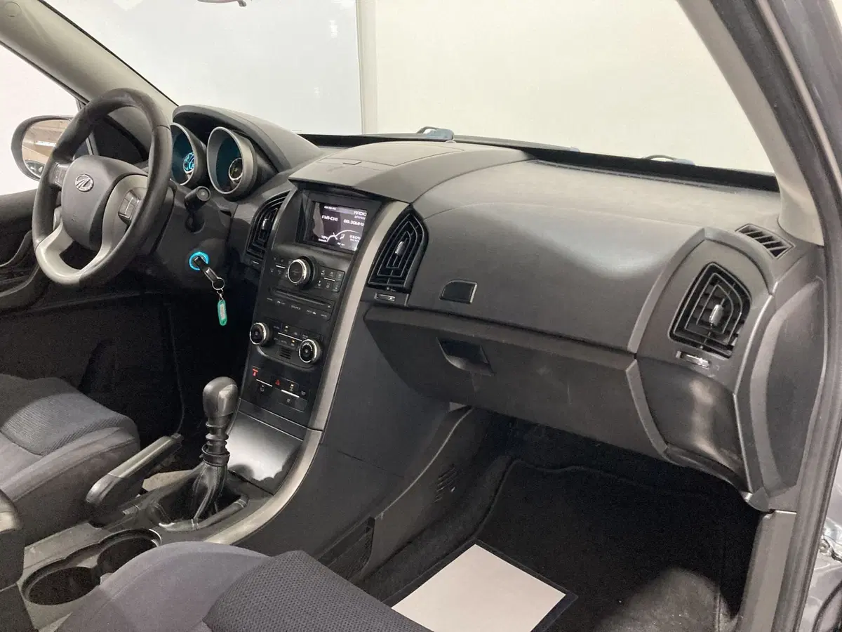 Mahindra XUV500 usata a Barletta-Andria-Trani (14)