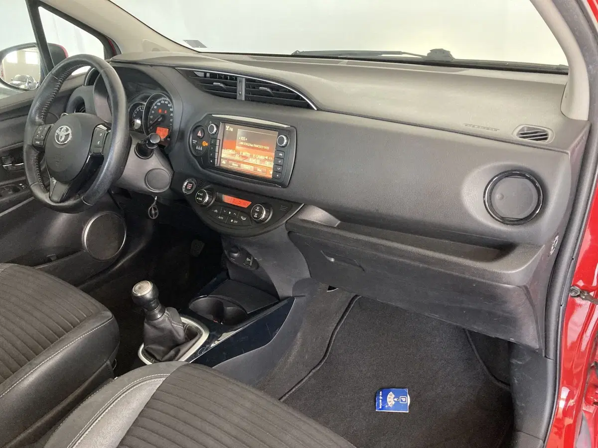Toyota Yaris usata a Foggia (15)
