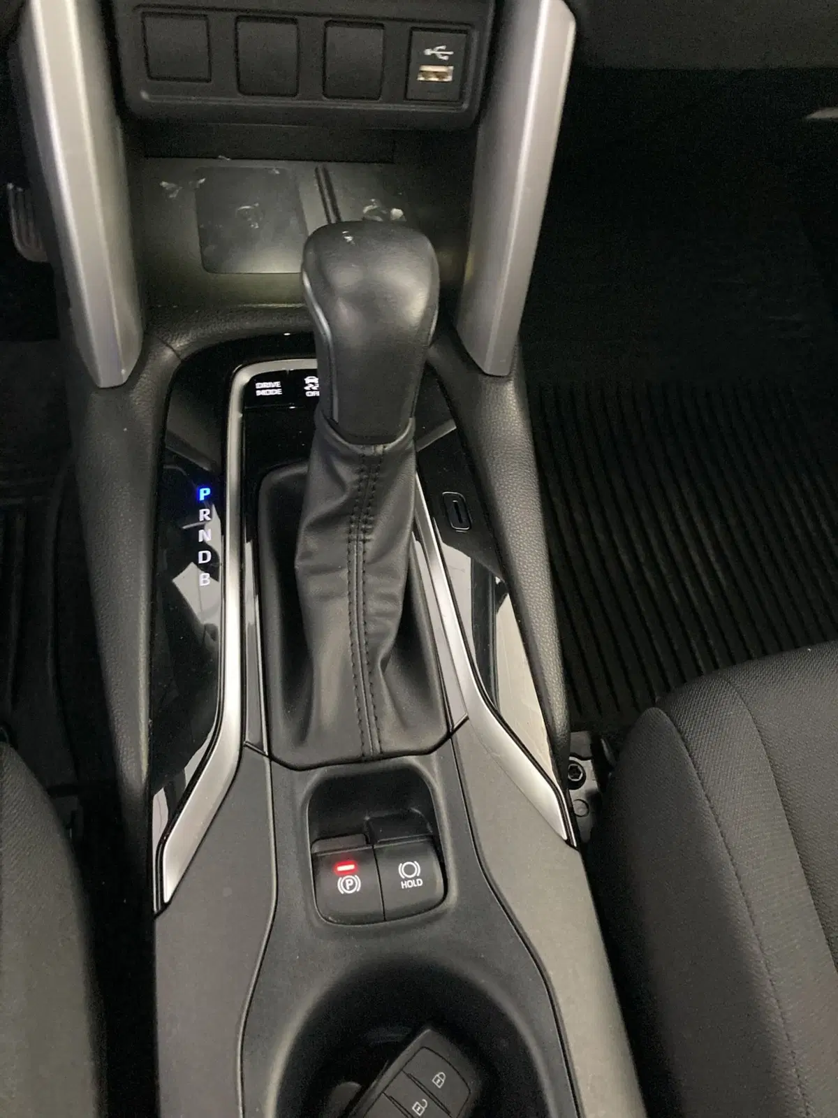 Toyota Corolla Cross Hybrid usata a Foggia (14)
