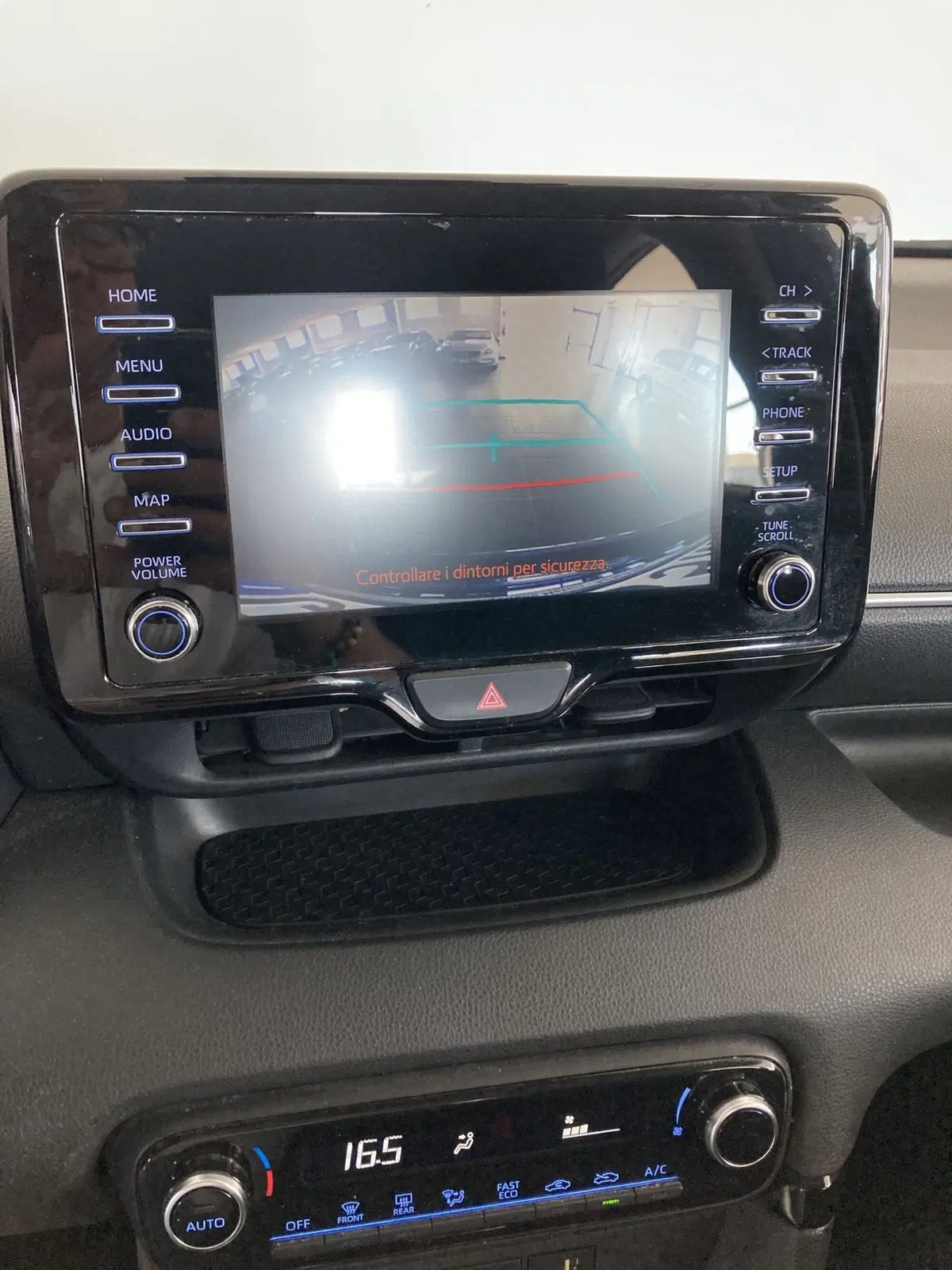 Toyota Yaris usata a Foggia (15)