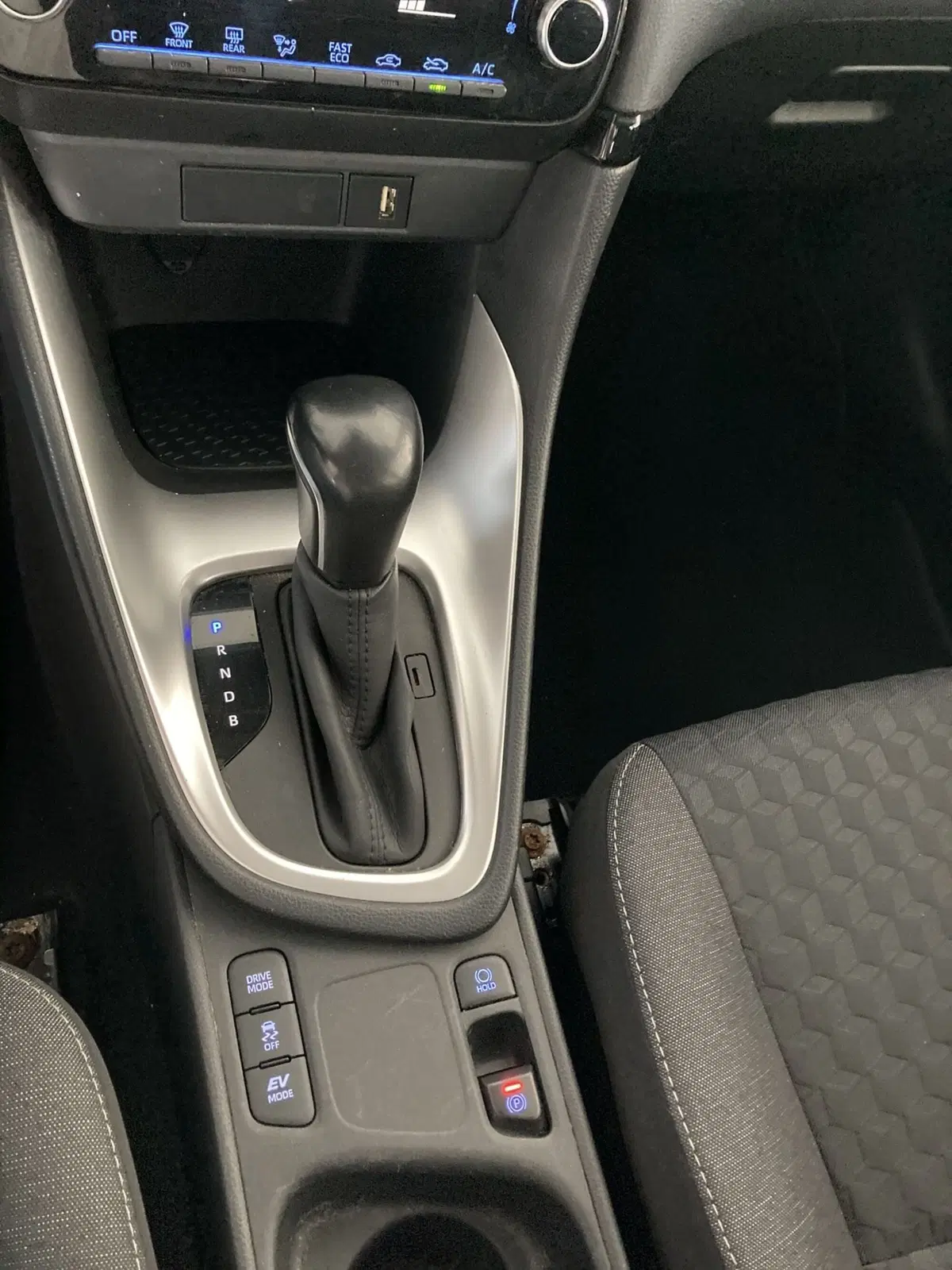 Toyota Yaris usata a Foggia (16)