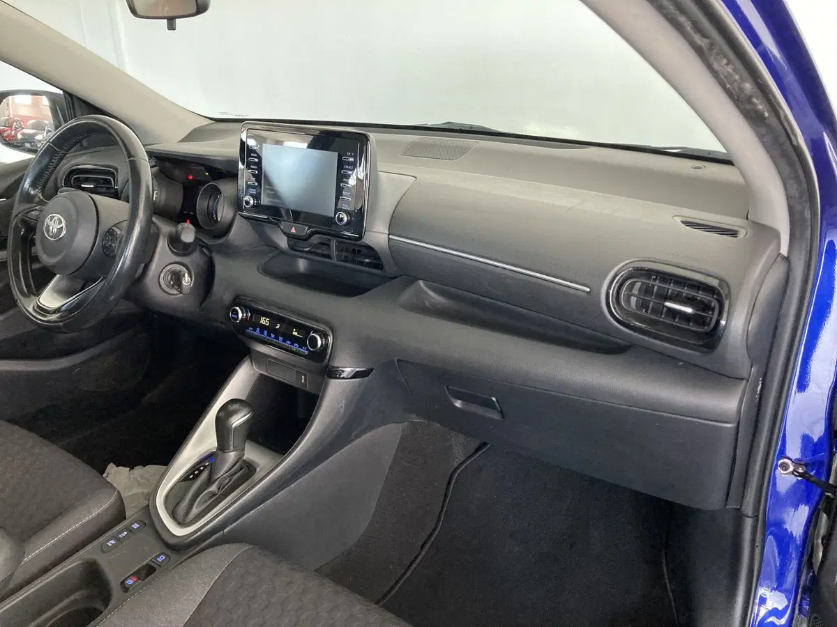 Toyota Yaris usata a Foggia (18)