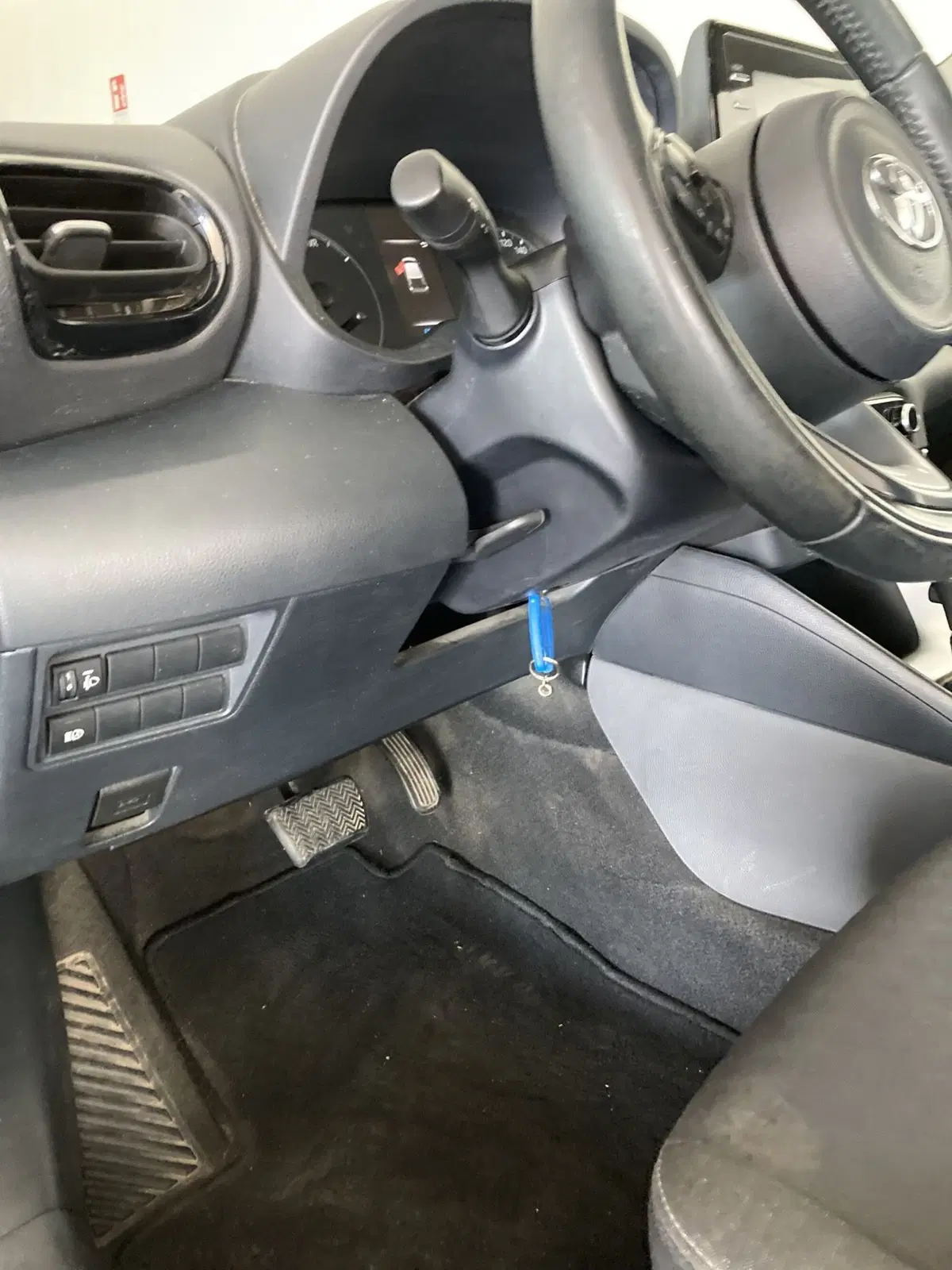 Toyota Yaris usata a Foggia (8)