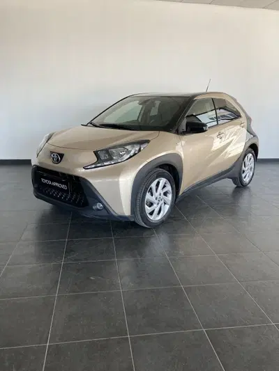 Toyota Aygo X 1.0 Lounge 72cv del 2022 usata a San Severo