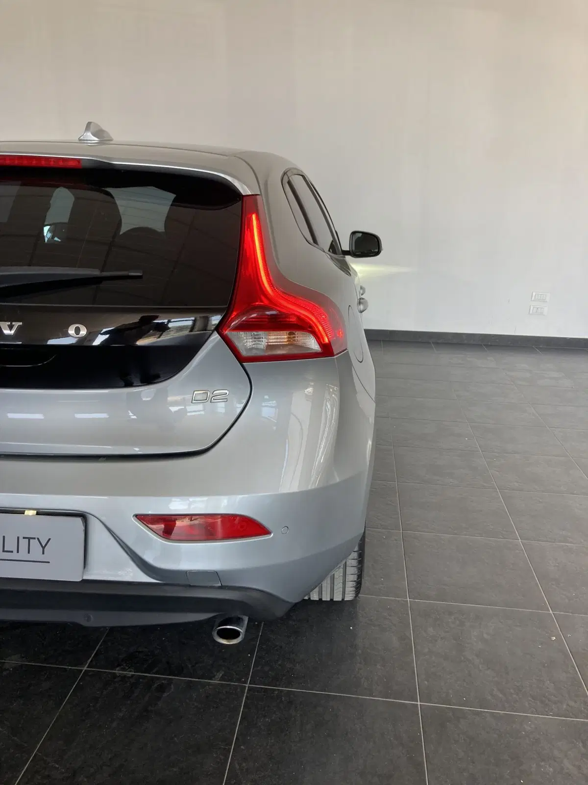 Volvo V40 usata a Foggia (10)