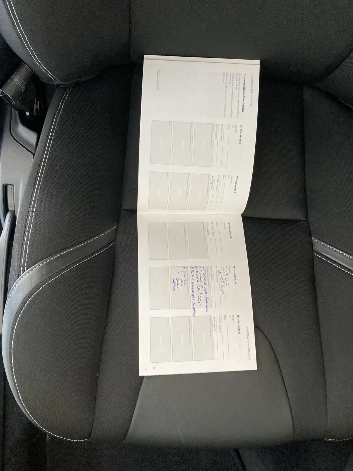 Volvo V40 usata a Foggia (17)
