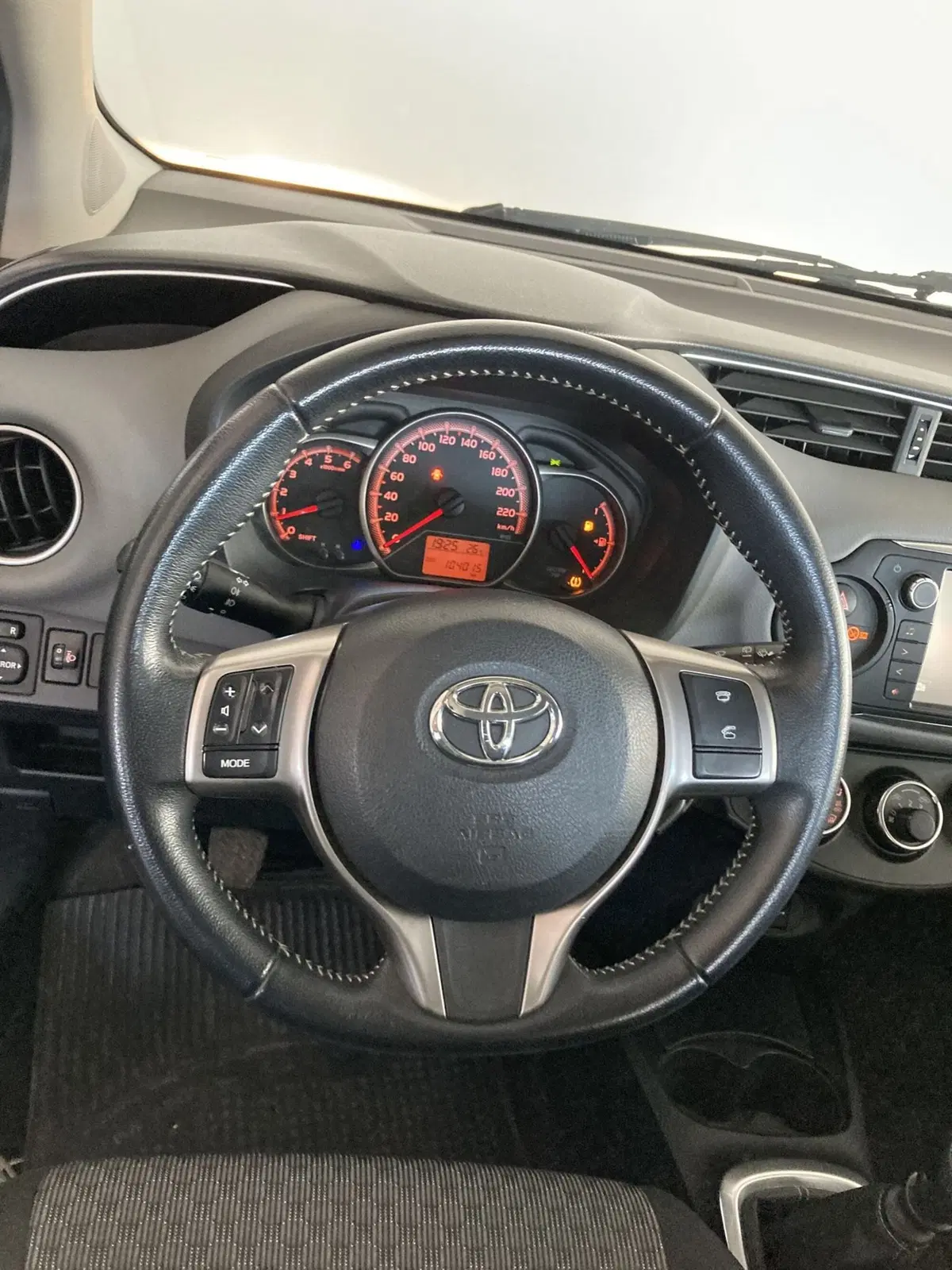 Toyota Yaris usata a Foggia (12)