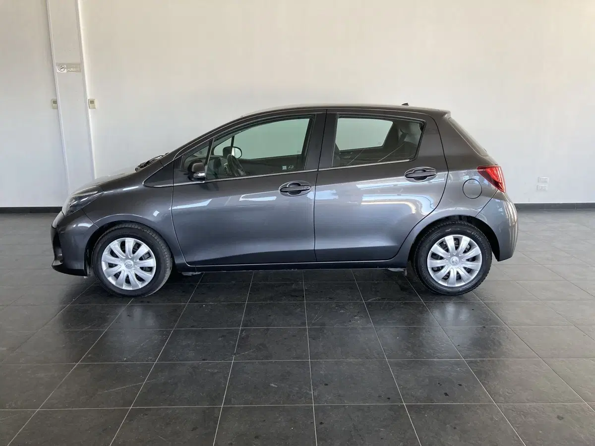 Toyota Yaris usata a Foggia (5)