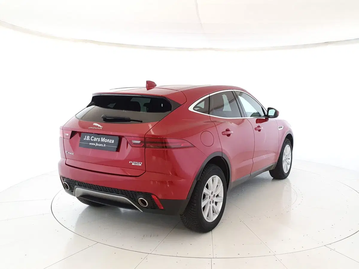 Jaguar E-Pace usata a Monza e Brianza (2)