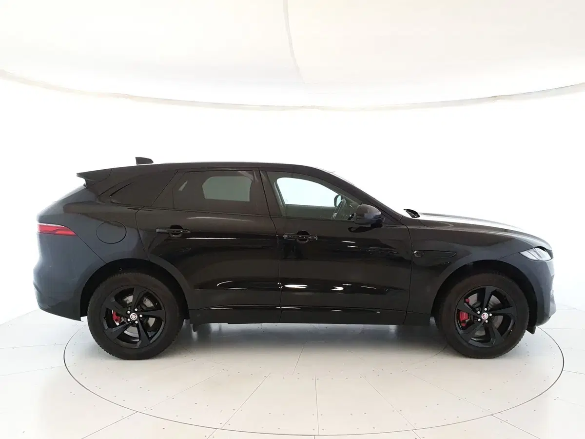 Jaguar F-Pace usata a Monza e Brianza (6)
