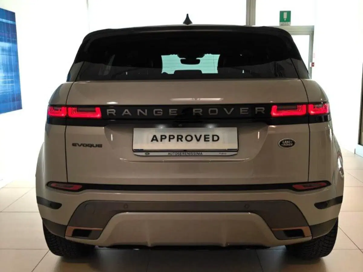 Land Rover Range Rover Evoque usata a Venezia (10)