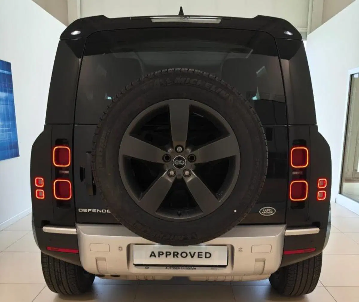 Land Rover Defender usata a Venezia (13)