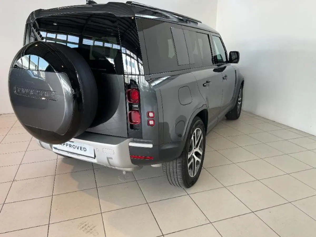 Land Rover Defender usata a Venezia (12)