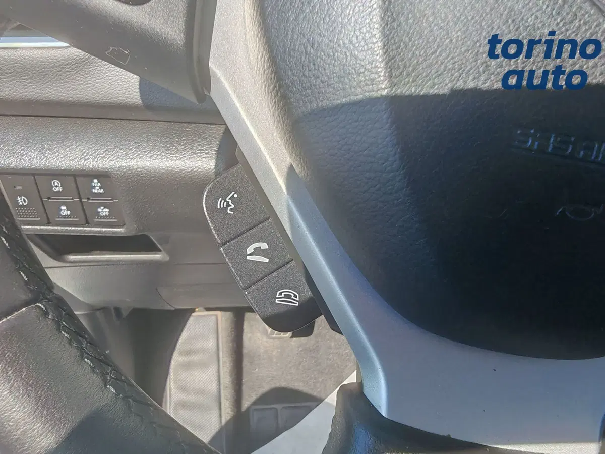 Suzuki S-Cross usata a Torino (12)