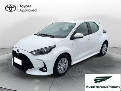Toyota Yaris 1.5 Hybrid 5 porte Energy del 2022 usata a Roma