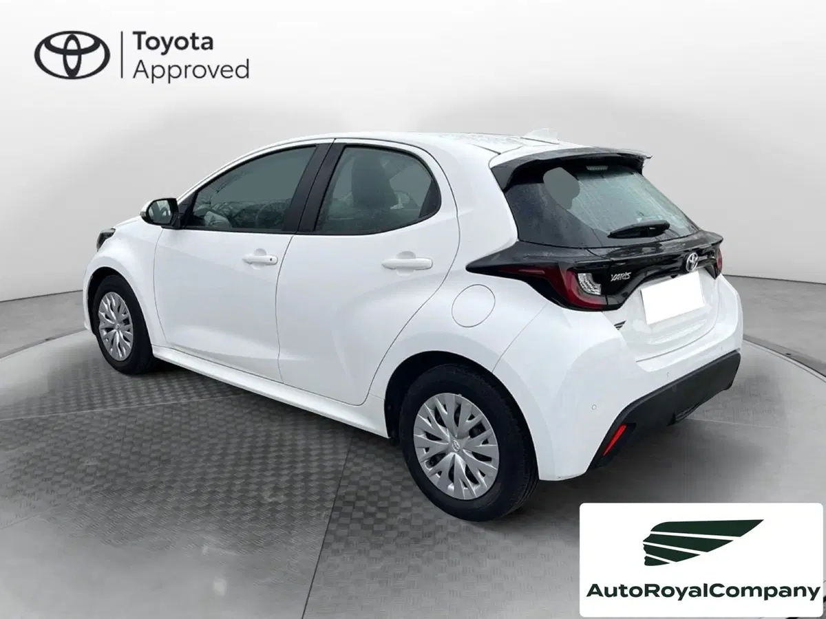 Toyota Yaris usata a Roma (11)