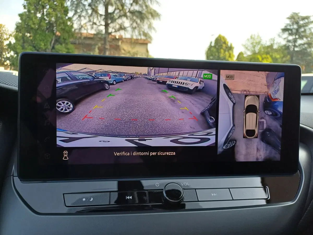 Nissan Juke usata a Modena (18)