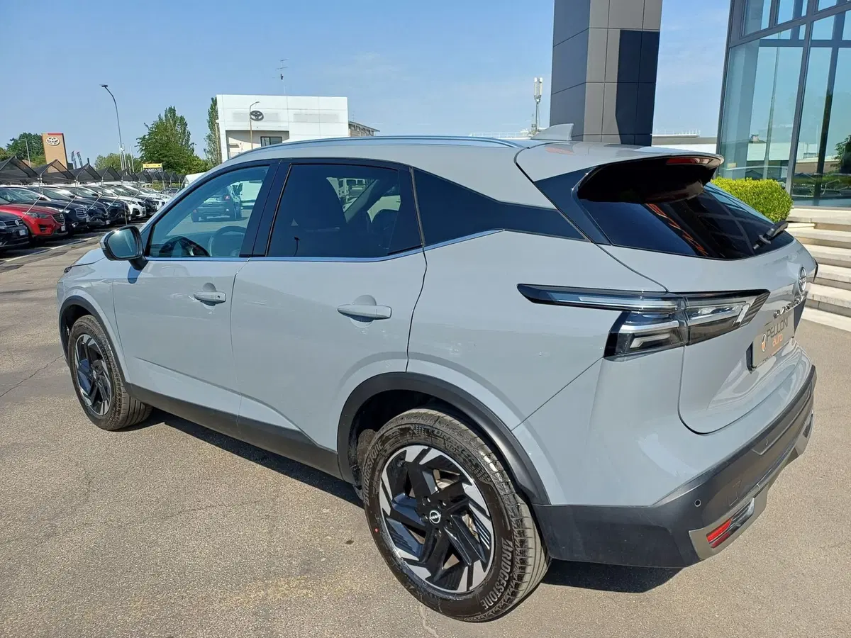 Nissan Qashqai usata a Modena (8)