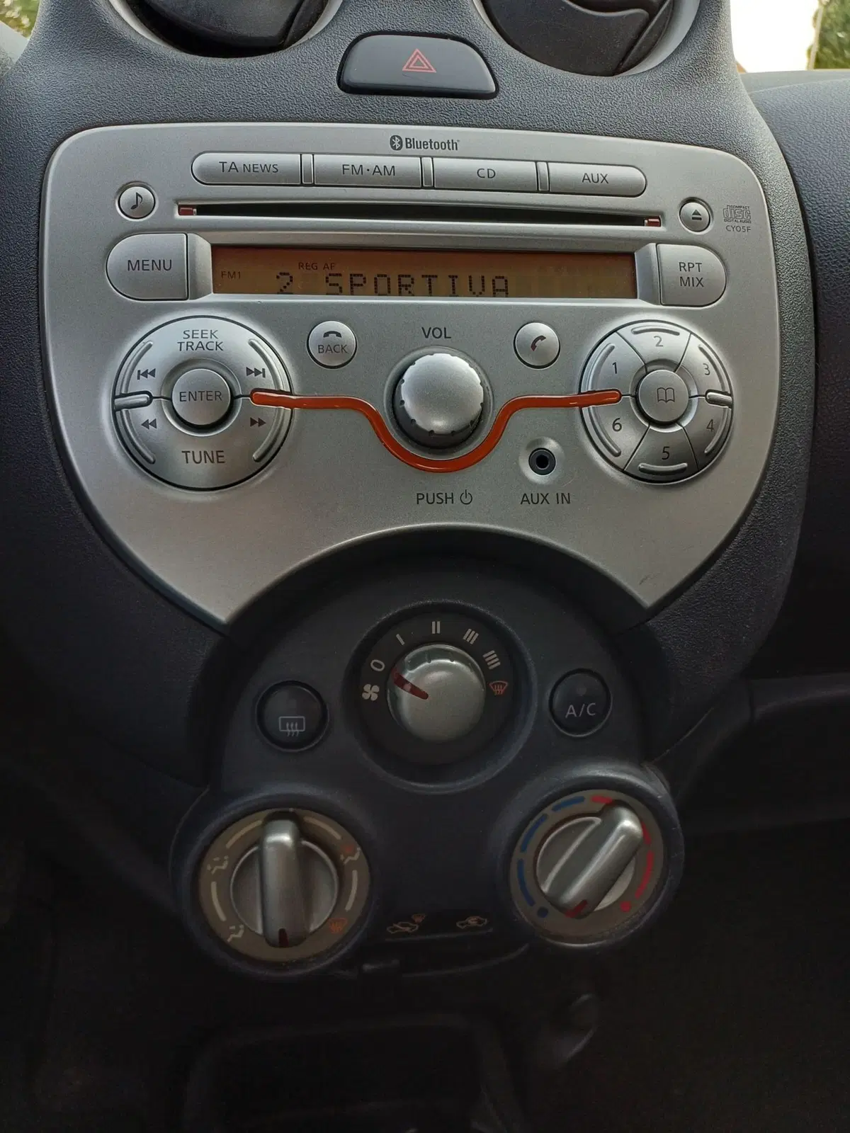 Nissan Micra usata a Modena (14)