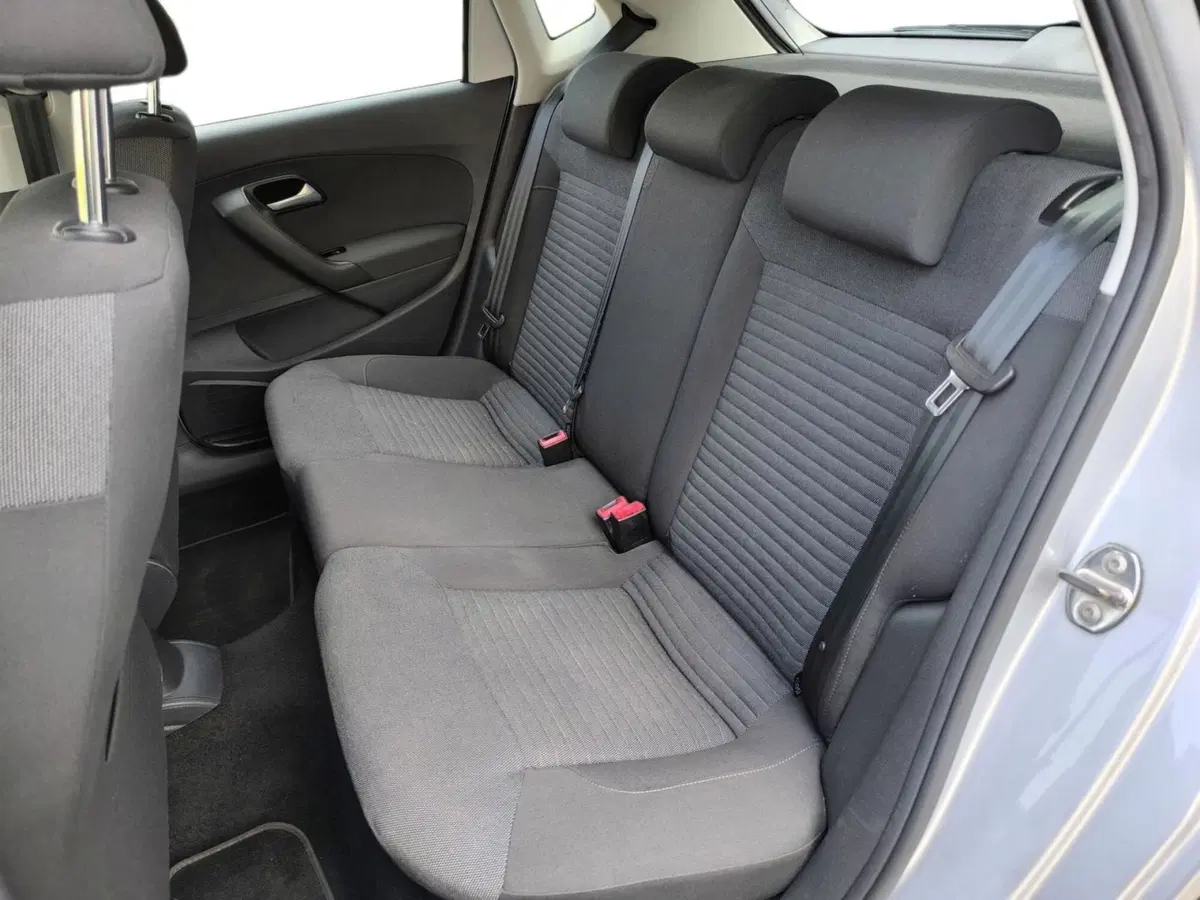 Volkswagen Polo usata a Udine (9)