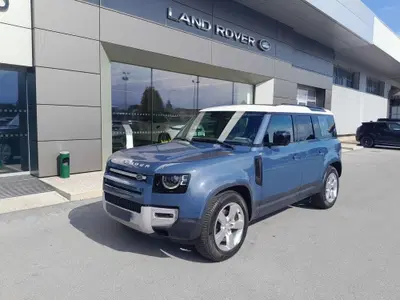 Land Rover Defender 110 3.0d i6 mhev X-Dynamic SE awd 250cv auto del 2024 usata a Cuneo