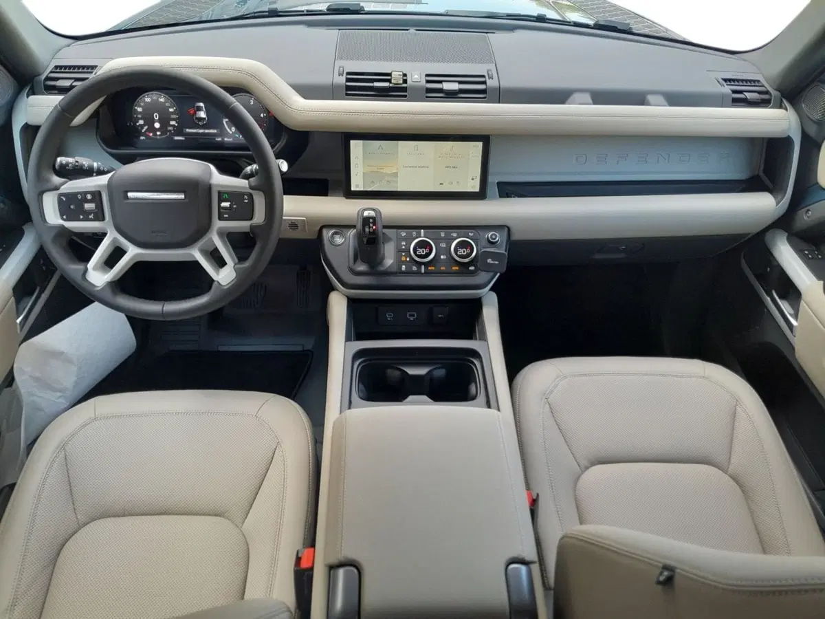 Land Rover Defender usata a Cuneo (10)