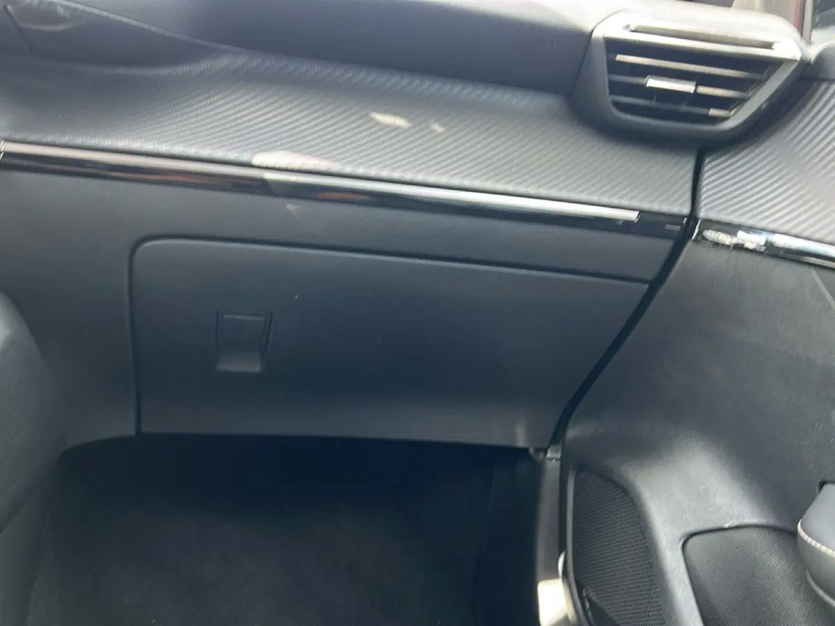 Peugeot 208 usata a Latina (17)