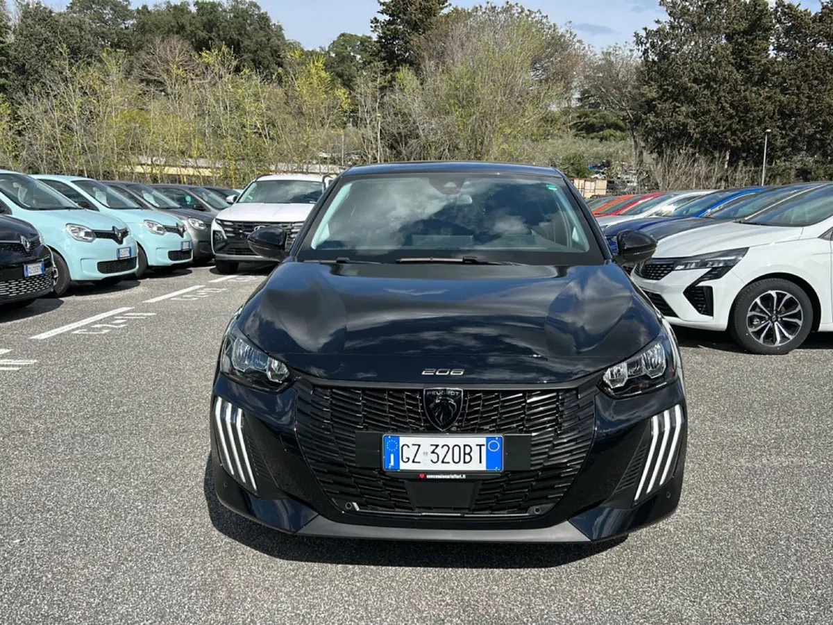 Peugeot 208 usata a Latina (6)