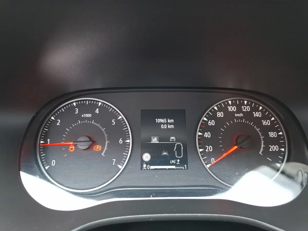 Dacia Sandero usata a Roma (14)