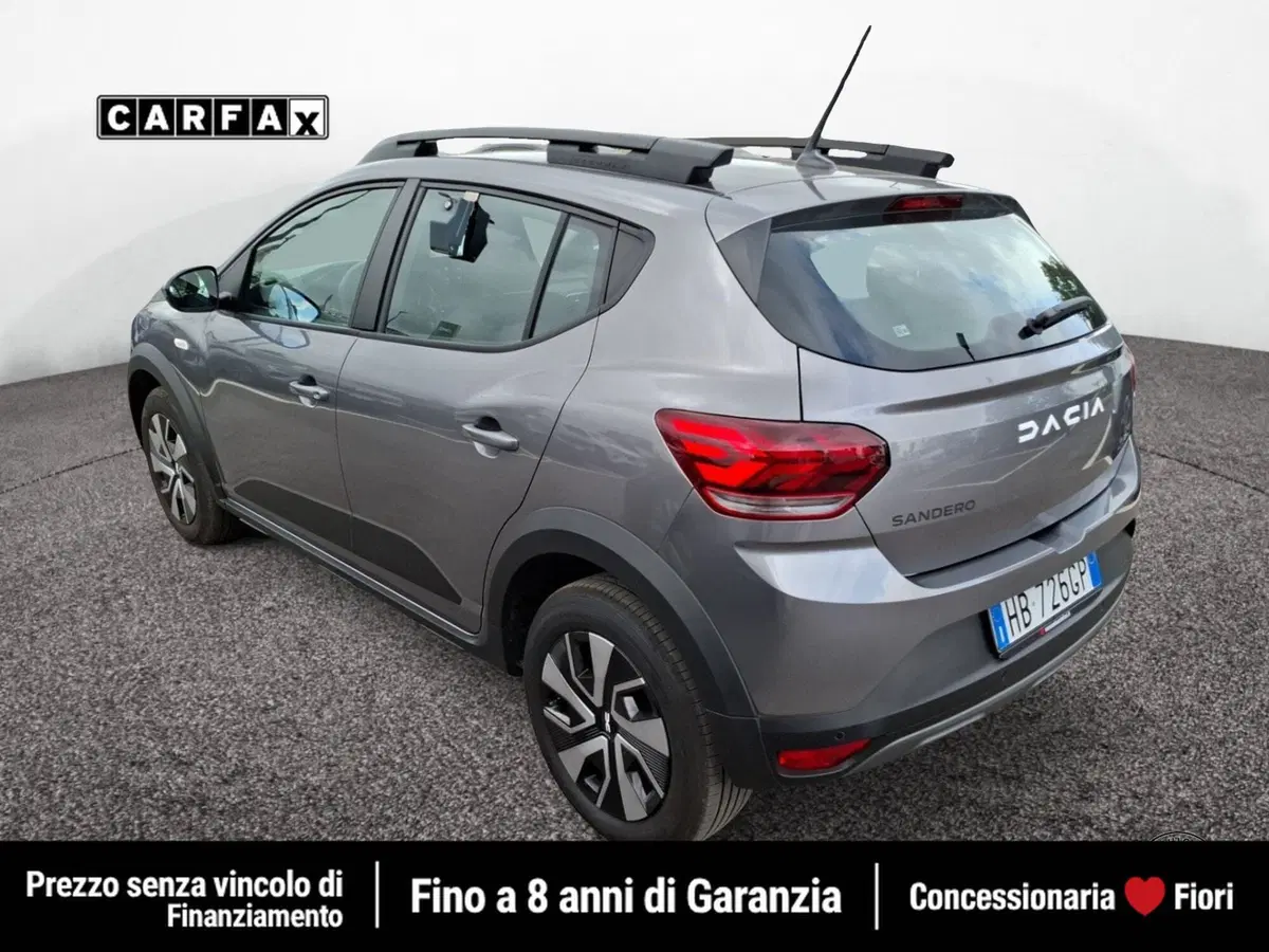 Dacia Sandero usata a Roma (4)