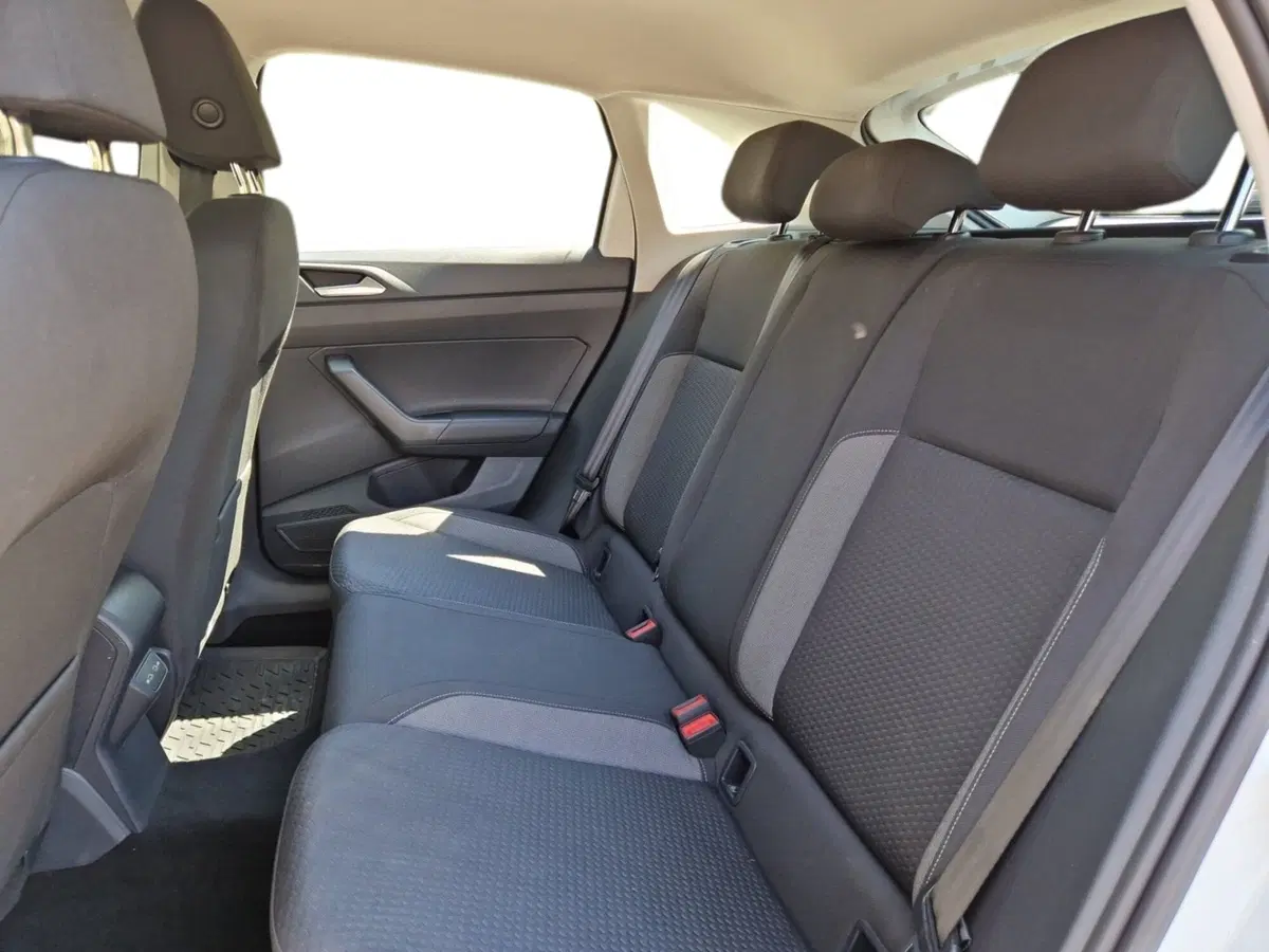 Volkswagen Taigo usata a Siena (11)