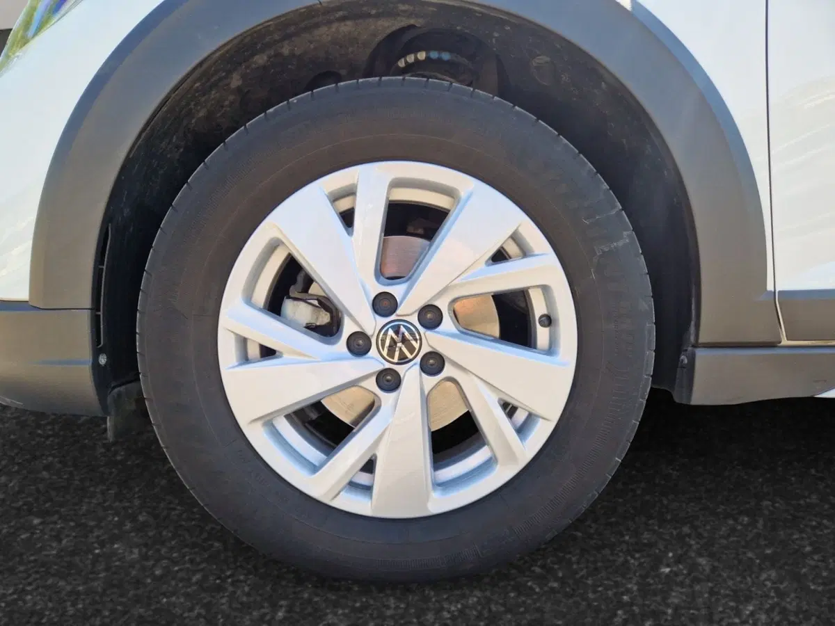 Volkswagen Taigo usata a Siena (9)