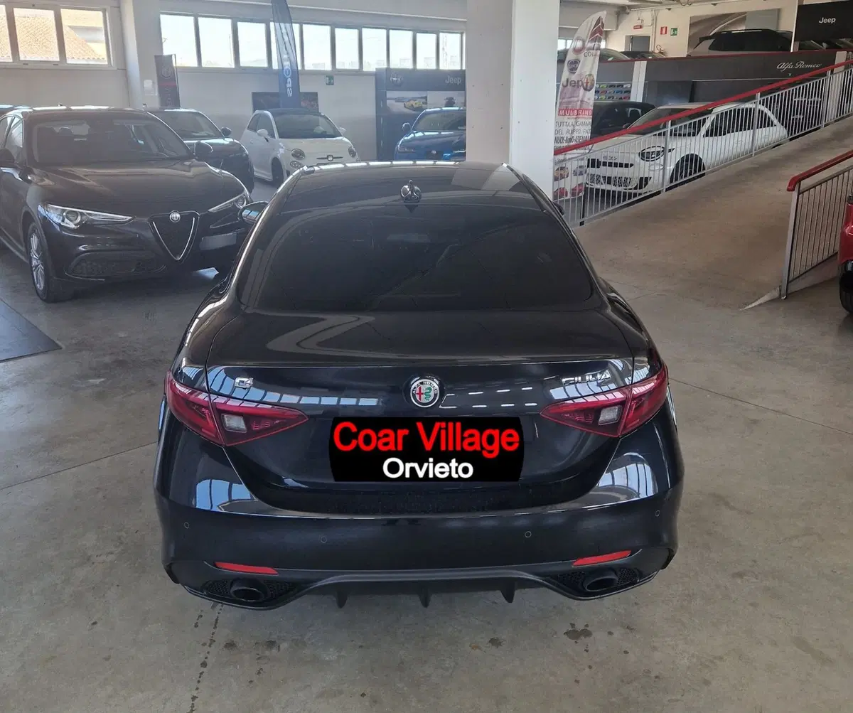 Alfa Romeo Giulia usata a Terni (5)
