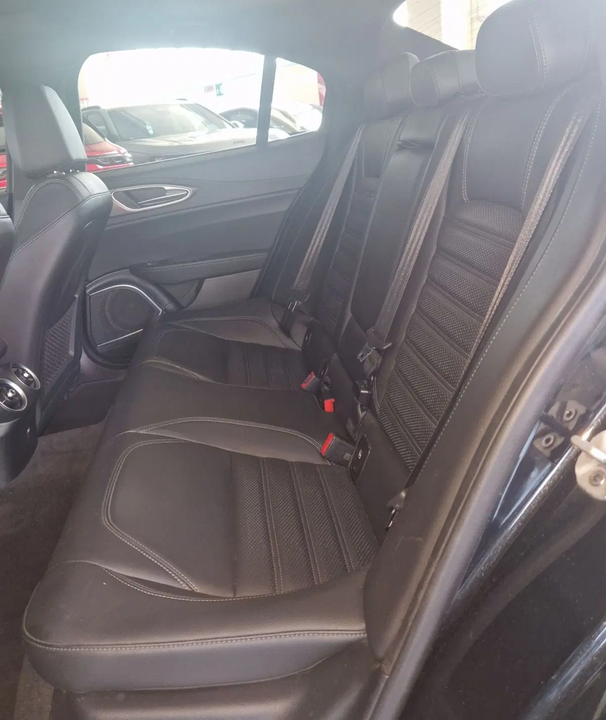 Alfa Romeo Giulia usata a Terni (9)