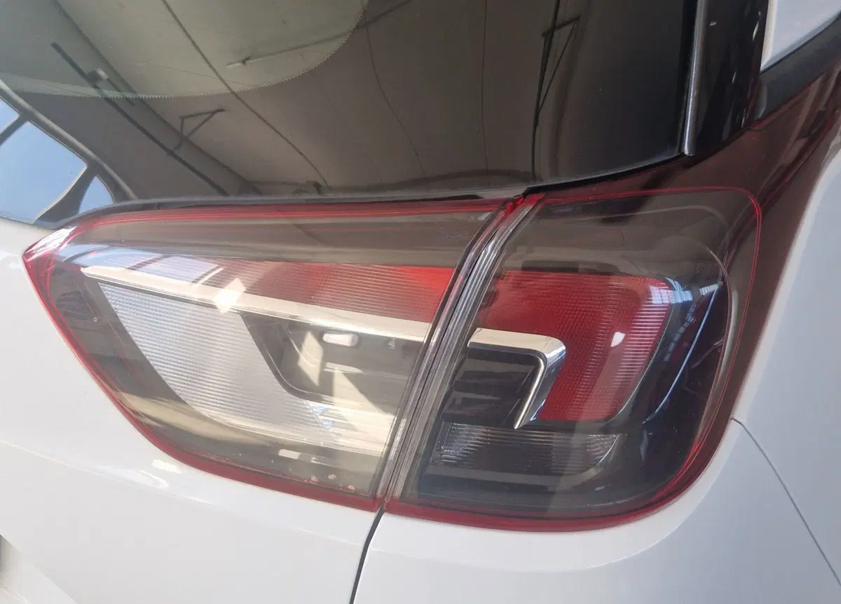 Opel Crossland X usata a Terni (17)
