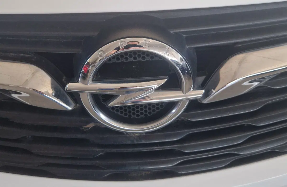 Opel Crossland X usata a Terni (20)